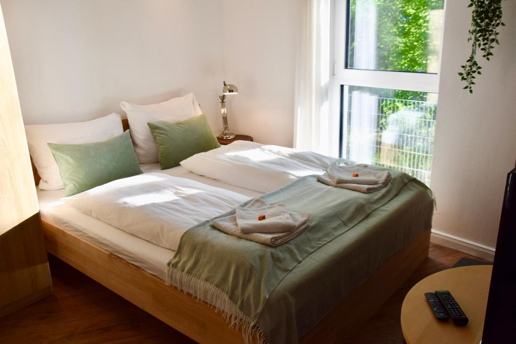 Stilvolle Wohnung Mit Balkon & Parkplatz Rostock Buitenkant foto